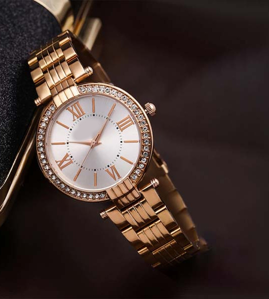 Premium Women Silver-Toned Dial Watch DK11138-2