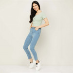 Women Solid Skinny Fit Jeans