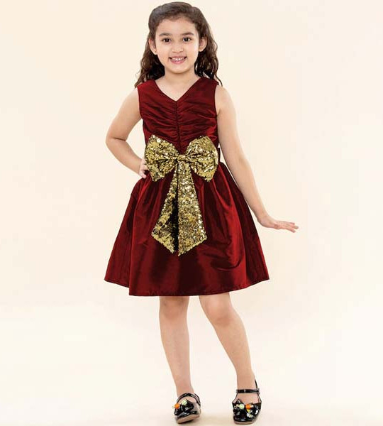 Maroon & Gold-Toned Sequins Bow Fit and Flare Dress